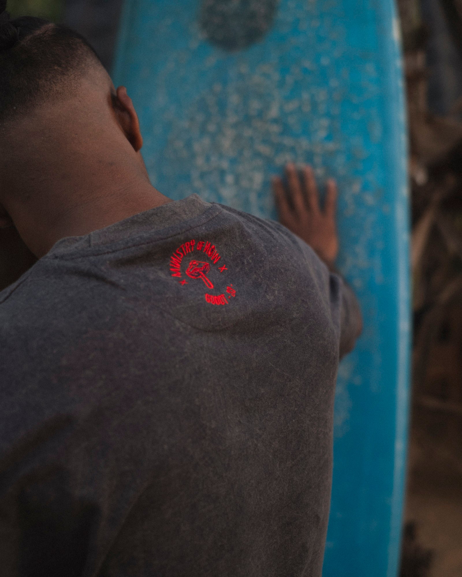 Surfing Kali - Dark Blue