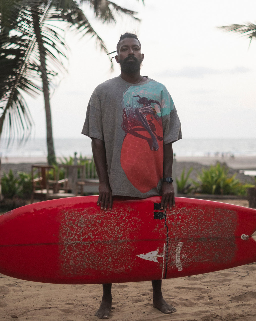 Surfing Kali - Grey